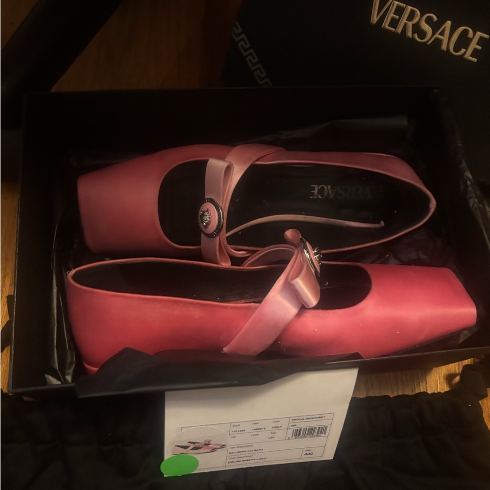 Versace Pink Women's ballet flats with medusa head bows